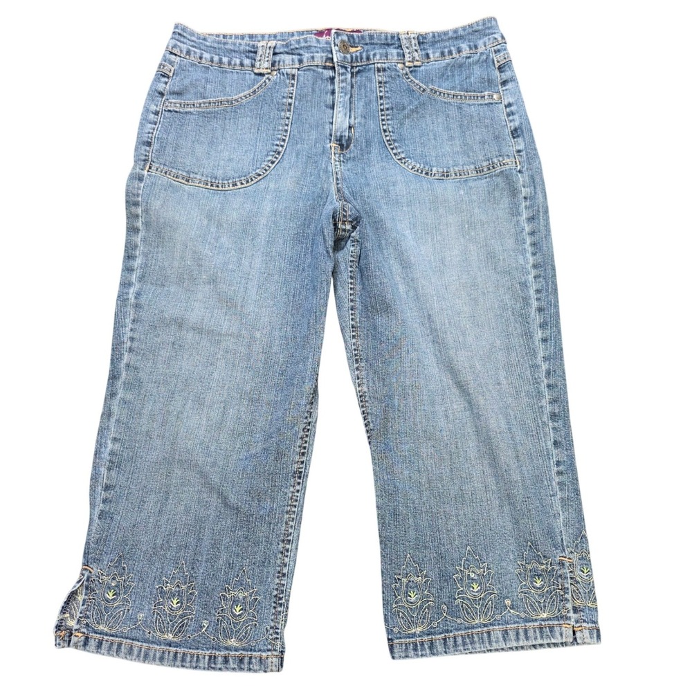 Gloria Vanderbilt Embroidered Capri Jeans Women's Size 10 Blue Rhinestone Detail